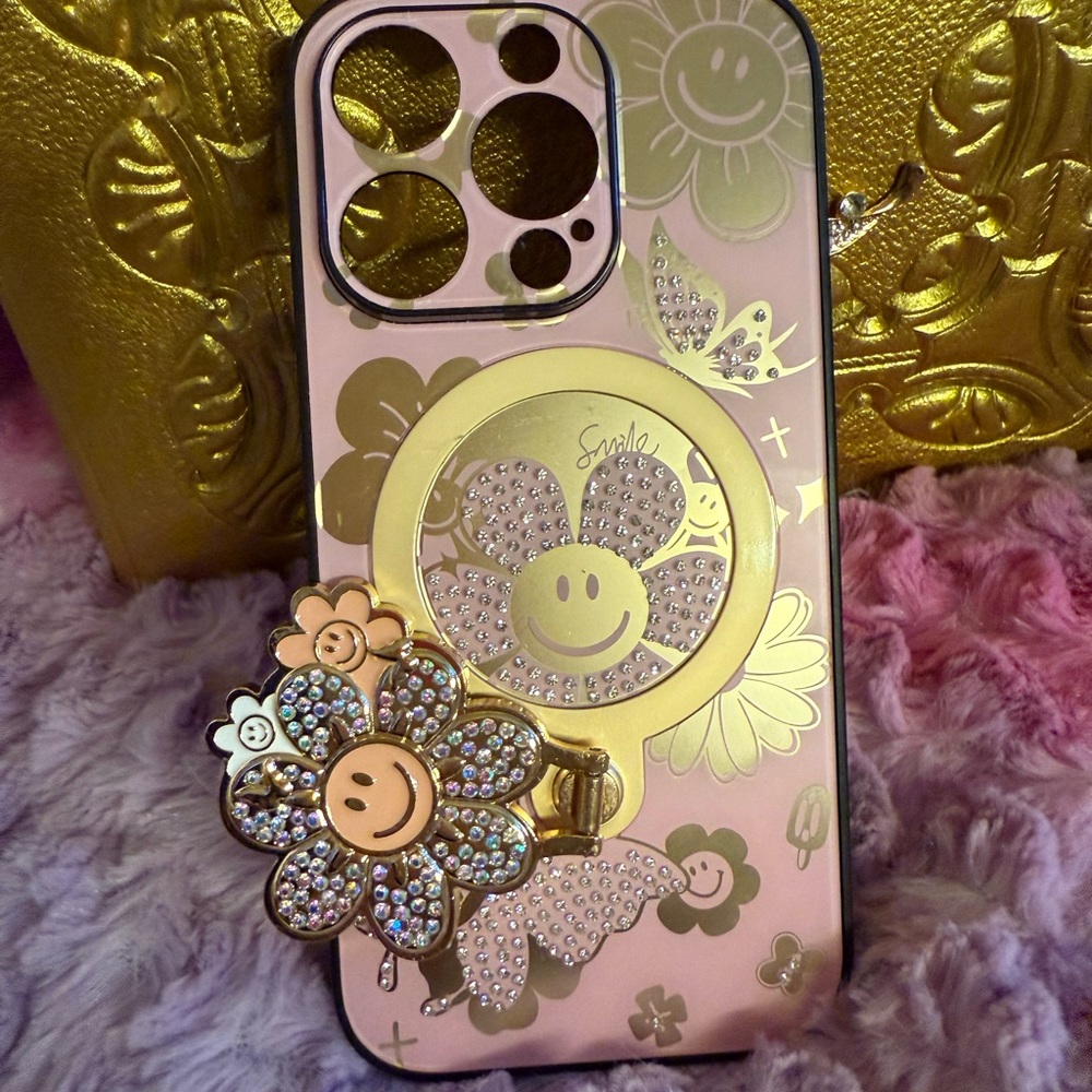 IPhone 16 Pro Stylish Gold and Pink Phone Case
